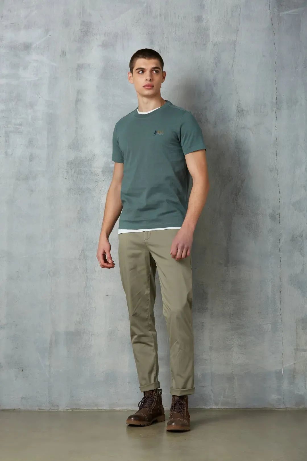 万宝路丨重磅T恤丨夏日Workwear怀旧风